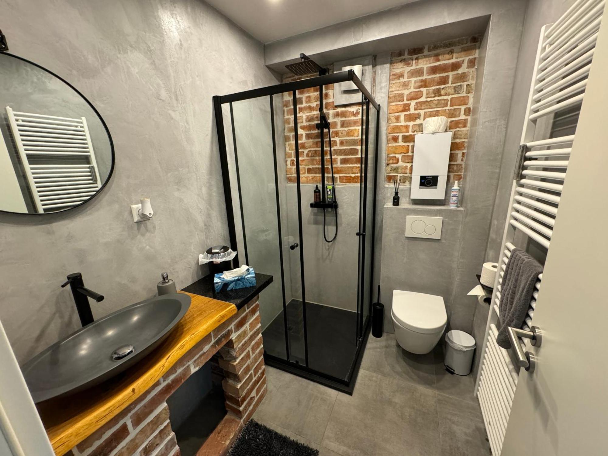 Moderne 2-Zimmer Wohnung Im Zentrum Von ولفسبورج المظهر الخارجي الصورة